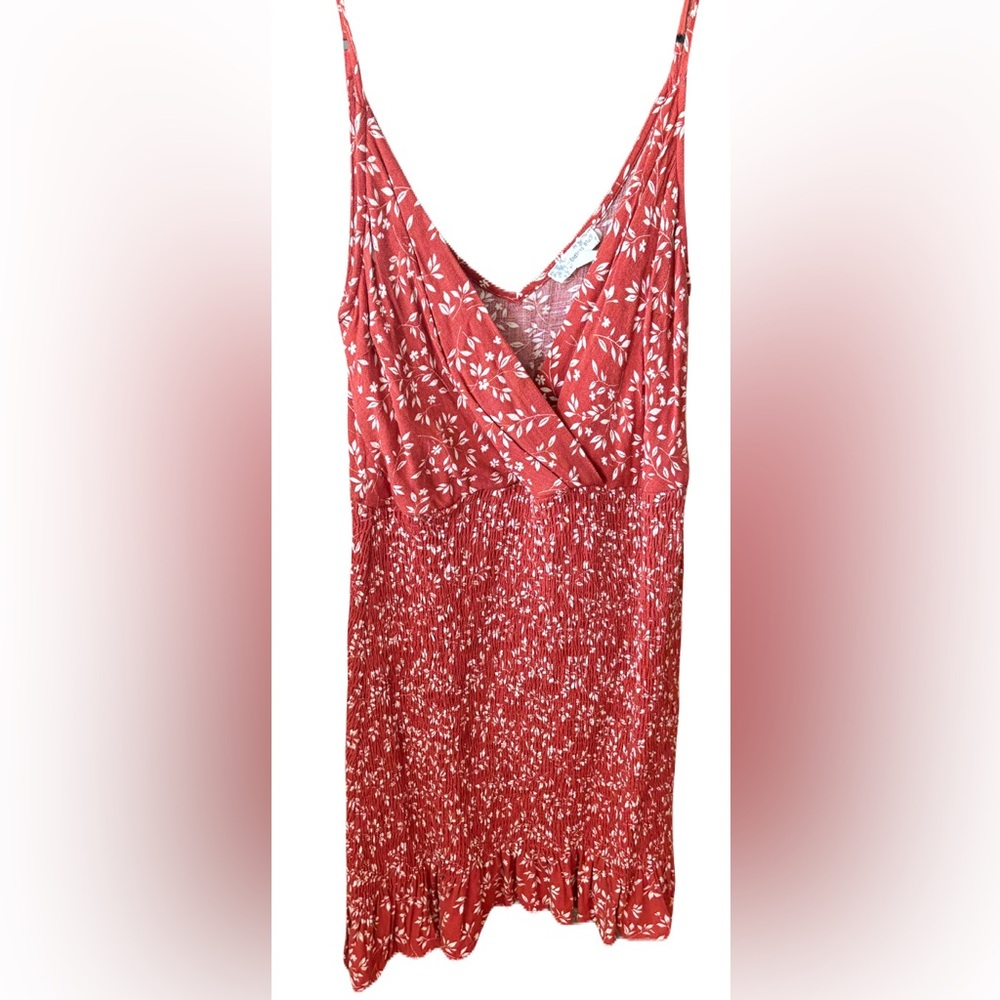 Elegant Red Floral V-Neck Mini Dress